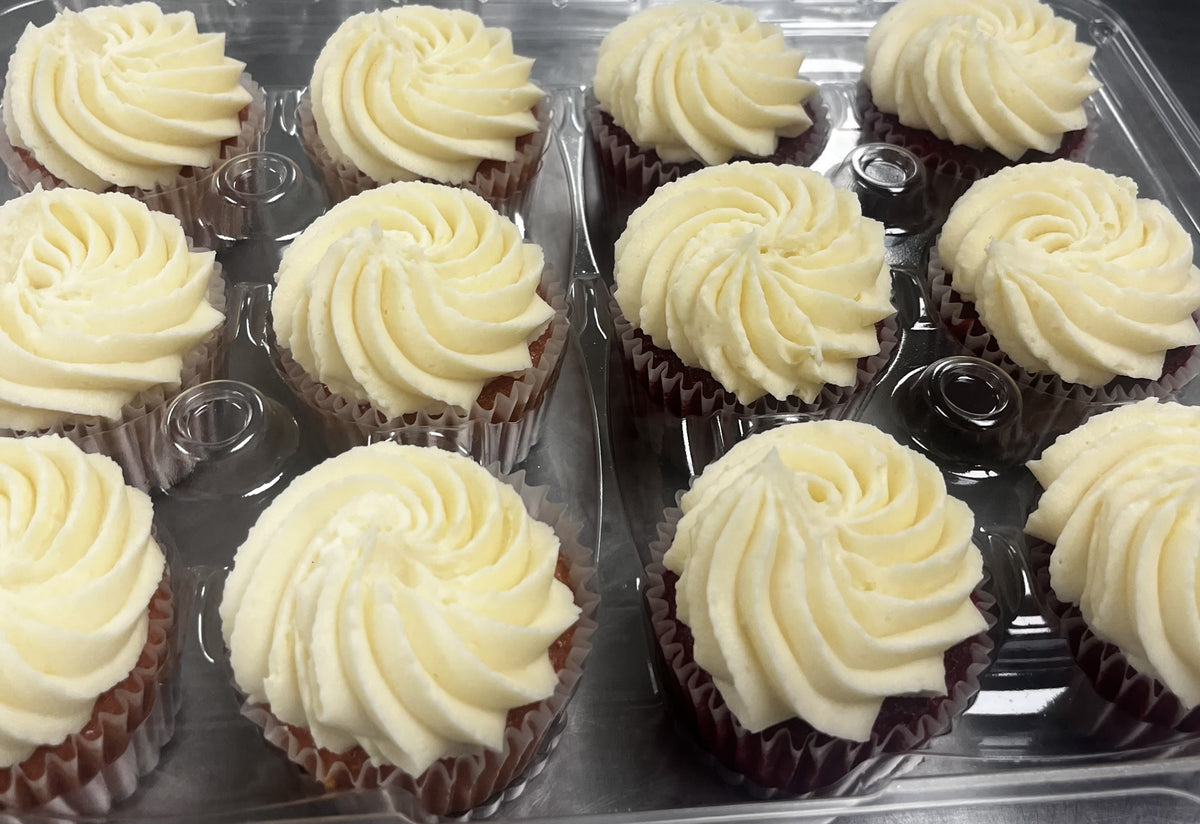 Strawberry & Red Velvet Dozen Cupcakes