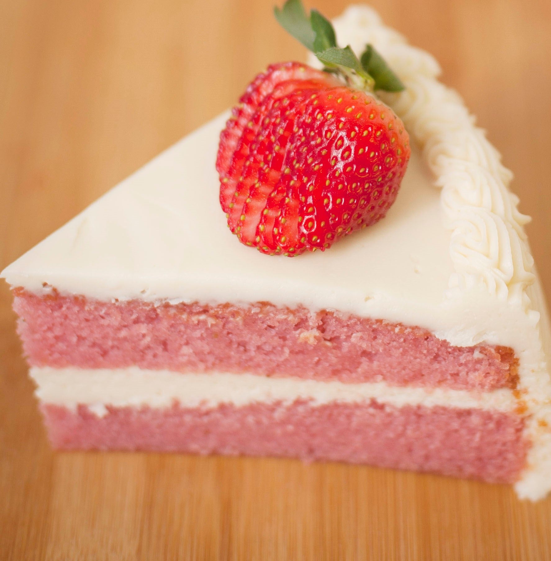 strawberry cake slice