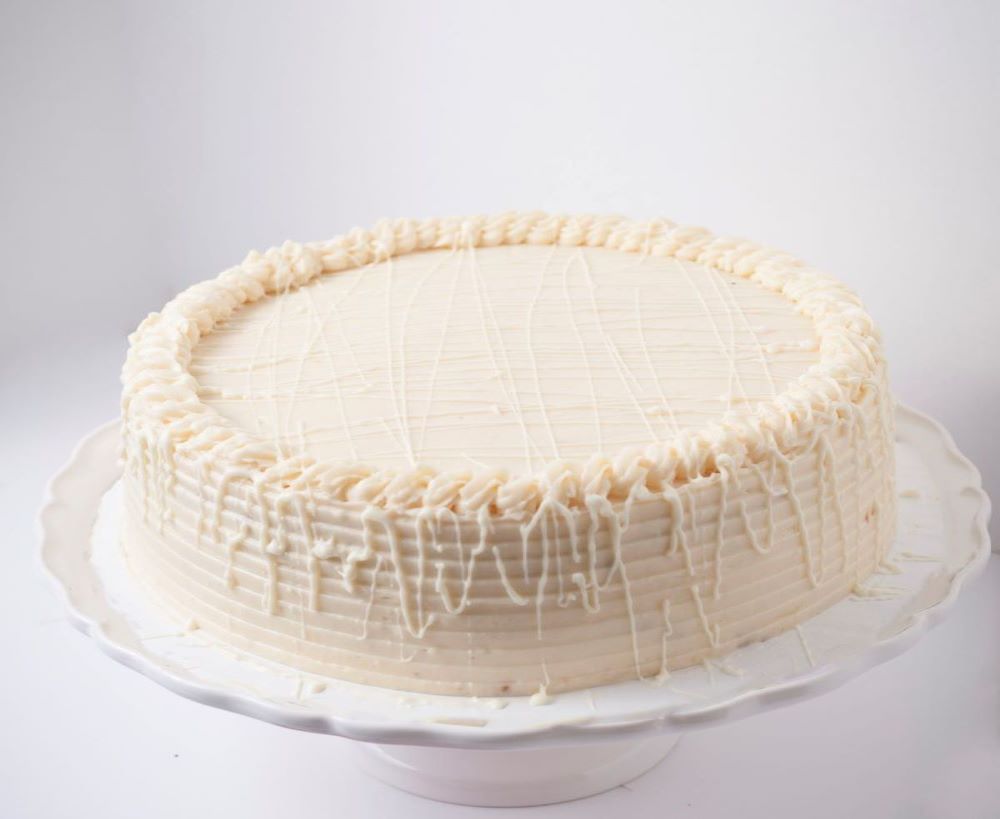 White Chocolate Cake - Sammy Cheezecake